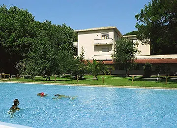 Hotel La Bussola Marina di Massa Italy